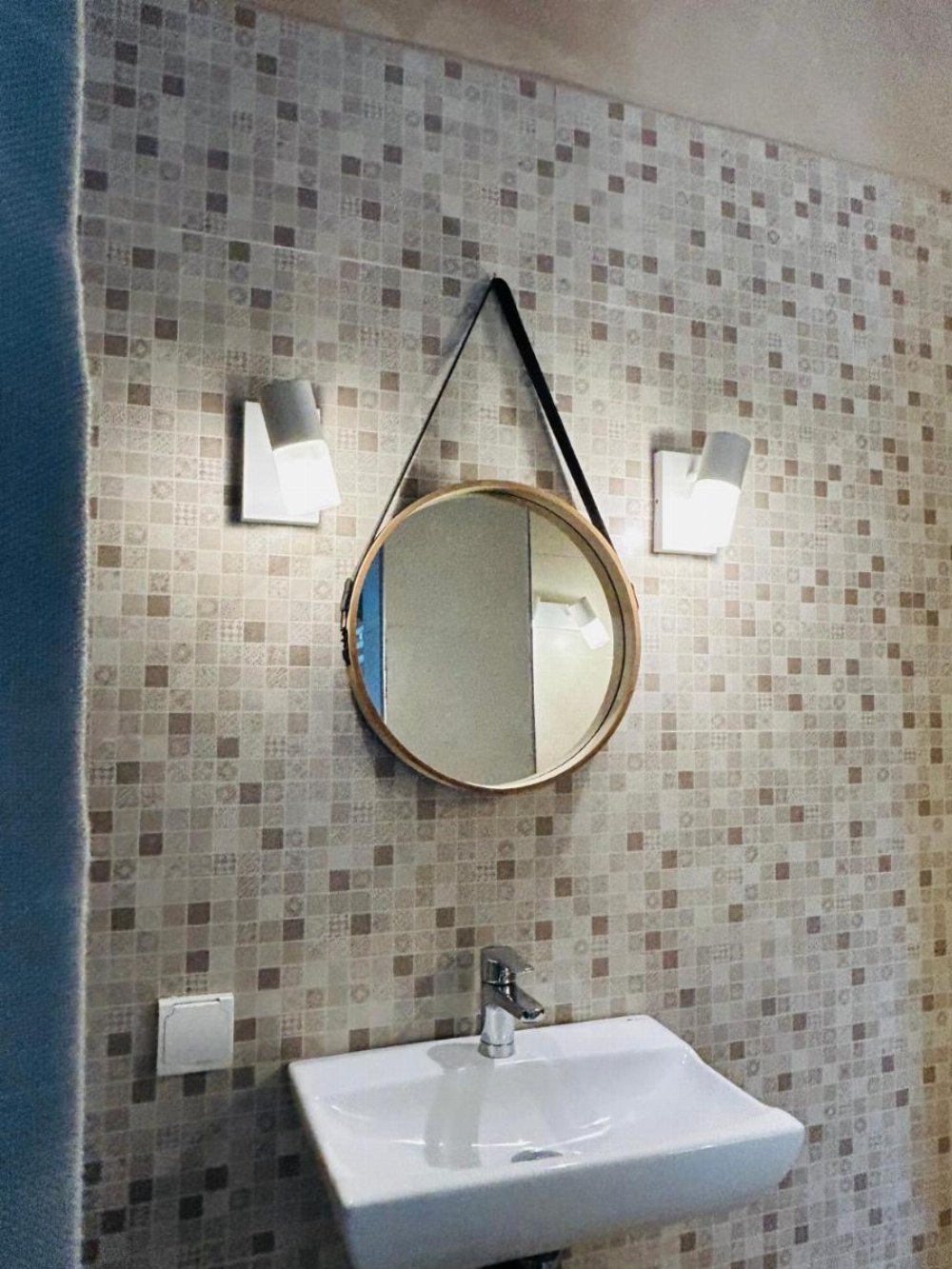 Room image 5